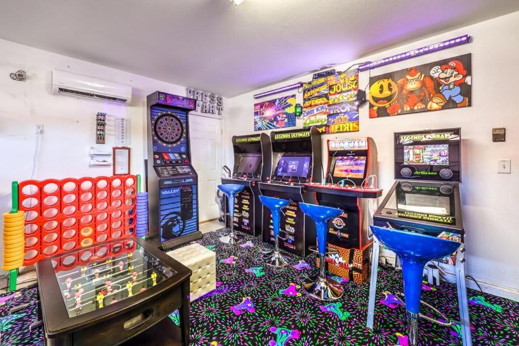 Family Fun For Everyone In Las Vegas- 4 Bedrooms, Billiards, Game Room เฮนเดอร์สัน ภายนอก รูปภาพ