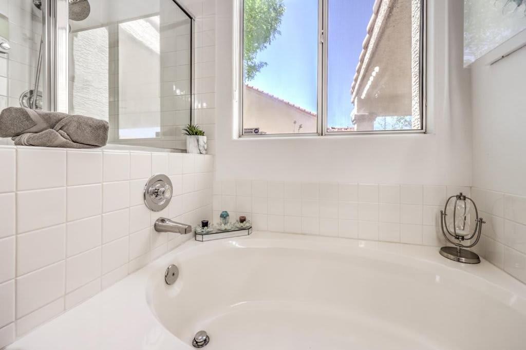 Family Fun For Everyone In Las Vegas- 4 Bedrooms, Billiards, Game Room เฮนเดอร์สัน ภายนอก รูปภาพ