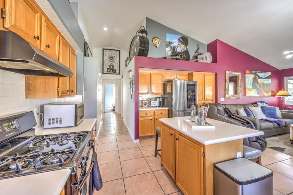 Family Fun For Everyone In Las Vegas- 4 Bedrooms, Billiards, Game Room เฮนเดอร์สัน ภายนอก รูปภาพ